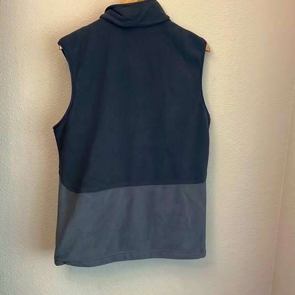 Columbia Men’s S Gray Fleece Zip Up Vest - Picture 4 of 4